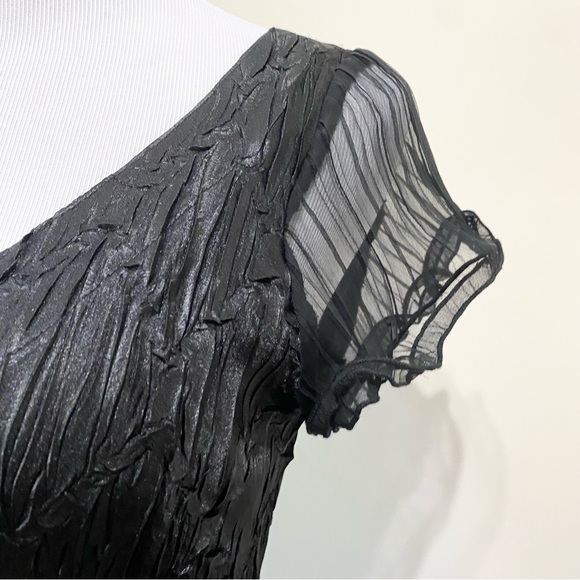 Komarov Black Crinkle Pleat V Neck Midi Dress - Picture 4 of 7